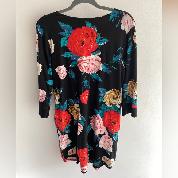 Ellen Tracy floral dress, size small, polyester/spandex blend. Great condition. - Picture 2 of 13